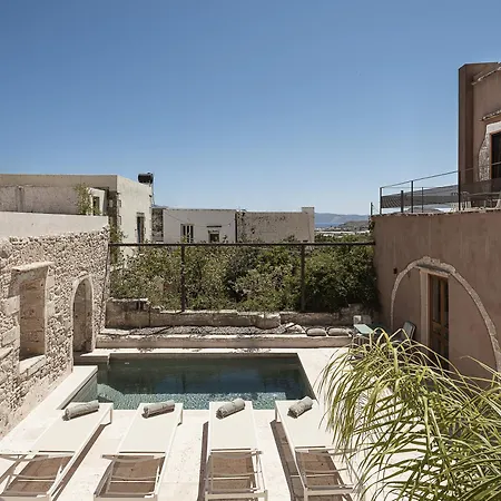 Corte Interna, Free Heated Pool Villa Kalivianí
